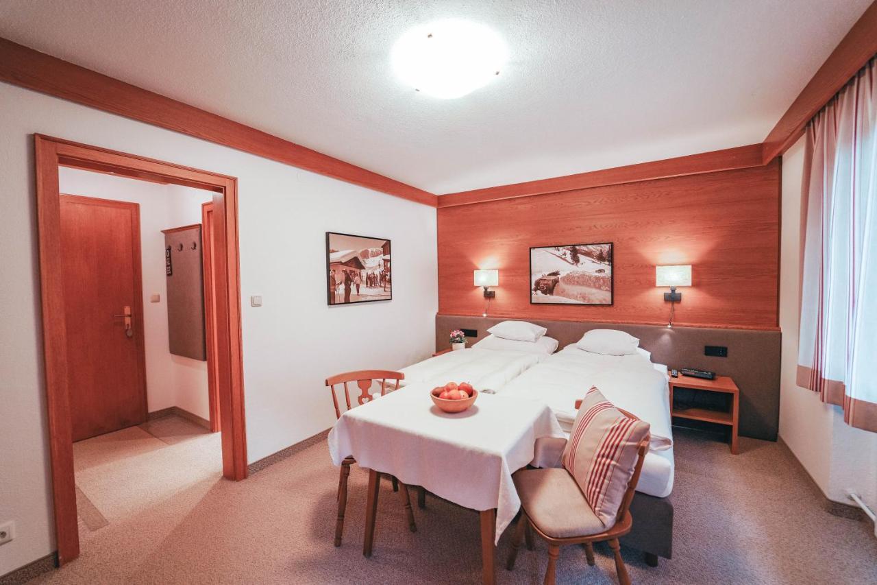 Hotel Garni Almjur سانكت أنتون ام ارلبرغ المظهر الخارجي الصورة
