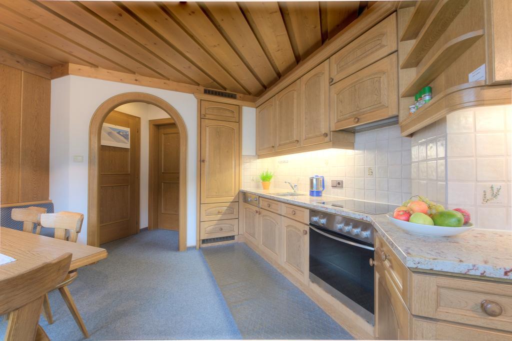 Hotel Garni Almjur سانكت أنتون ام ارلبرغ الغرفة الصورة